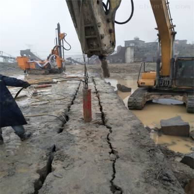 就近发放 混凝土膨胀剂、爆破剂、无声破碎剂优惠供应，爆破作业更高效